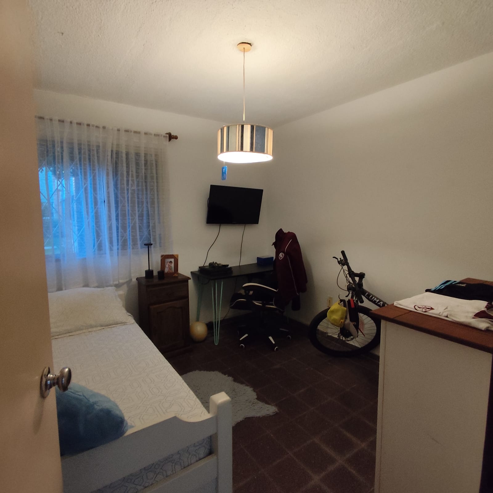 Otra vista del segundo dormitorio